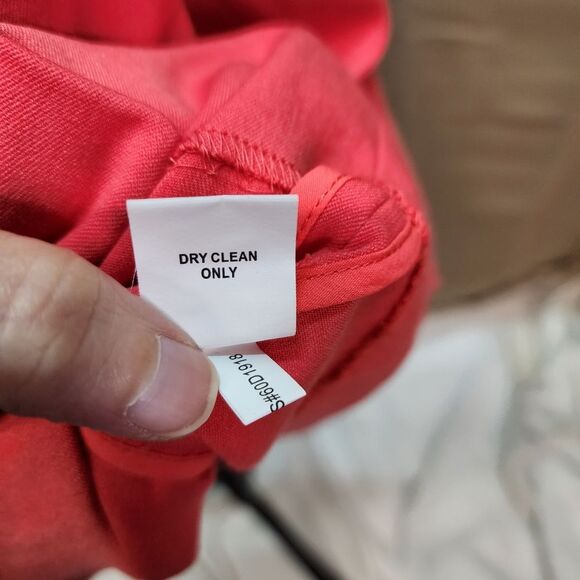 Phoebe Couture by Kay Unger Coral Smocked Designer Shift Dress Size 6 - Picture 13 of 14